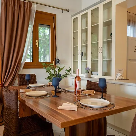 Panorama Apartment *